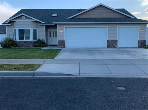 1,275 Sqft. . Houses for rent moses lake